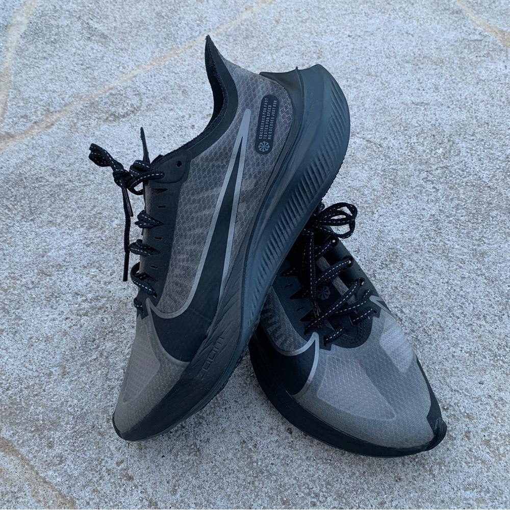 :: Nike Zoom Gravity “Black Anthracite” :: - Picture 2 of 5